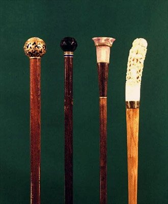 Collezione di bastoni da passeggio da English School